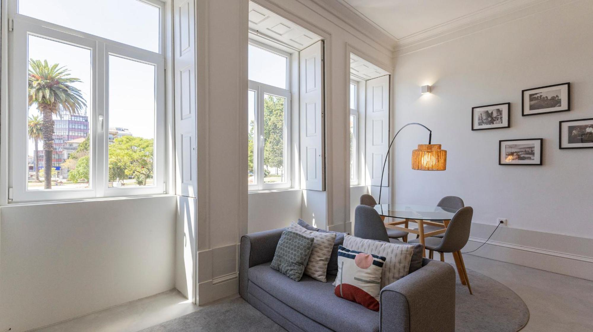 Oporto Downtown Studio By Lovelystay Ngoại thất bức ảnh